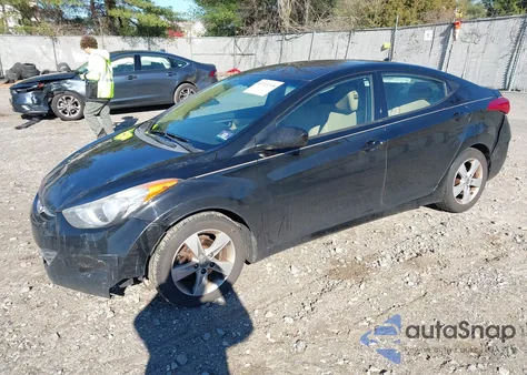 2013 Hyundai Elantra Gls z USA, uszkodzony, nr VIN 5NPDH4AE1DH375609